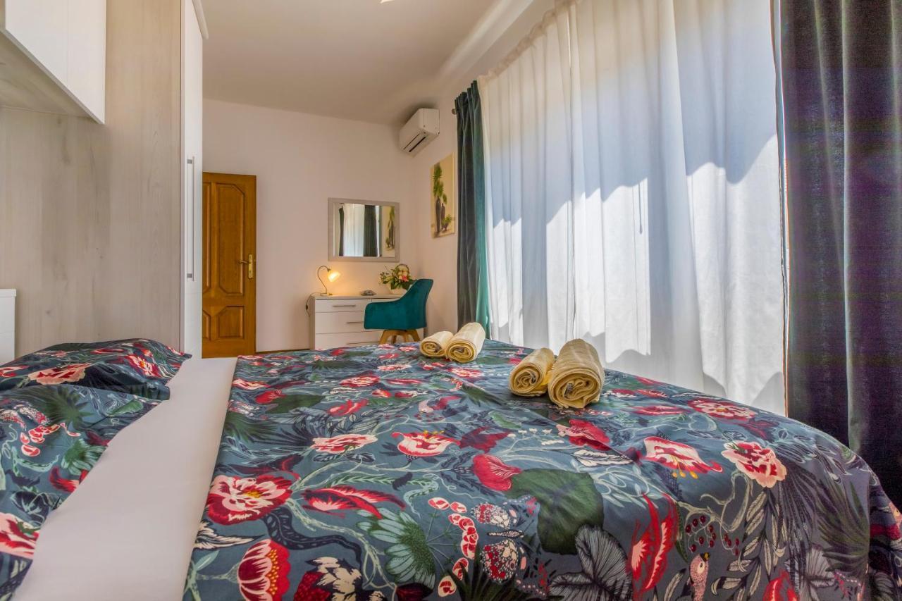 Villa M Crikvenica Eksteriør bilde