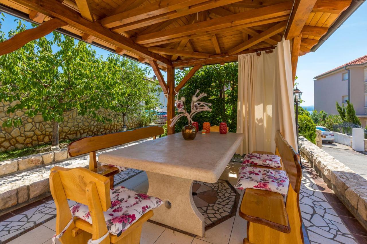 Villa M Crikvenica Eksteriør bilde